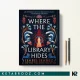 کتاب Where the Library Hides اثر Isabel Ibañez زبان اصلی